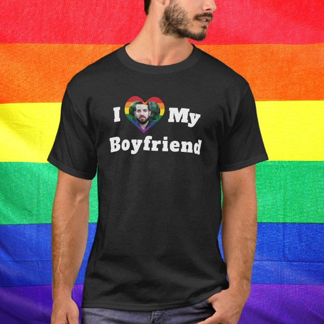 Ich Liebe Mein Freund LGBTQ Gay Pride Benutzerdefi T-Shirt (Von Creator hochgeladen)