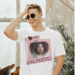 Ich Liebe meine Freundin | Benutzerdefiniertes Fot T-Shirt<br><div class="desc">Erstellen Sie Ihre eigene I-Liebe meine Freundin benutzerdefinierten Foto Text-T - Shirt mit Ihrem personalisierten handgeschriebenen Text. Ein stilvolles und modernes Design in rosa und braunen Farben, für einen spielerischen und lustigen Look. Alle grafischen Gestaltungselemente können in jeder beliebigen Farbe angepasst werden. Die niedliche, anpassbare I Liebe meiner Freundin T...</div>