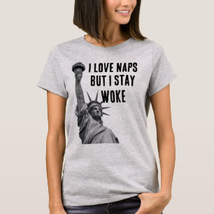 Ich liebe Nickerchen, aber ich bleibe wach T-Shirt