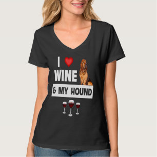 Ich liebe Wein und meine Bloodhound-Jagdhund-Mutte T-Shirt