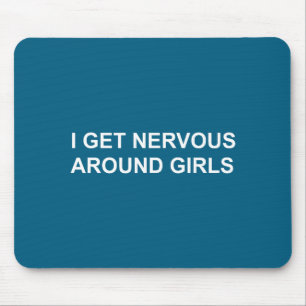 Ich Mädchen werden nervös um Mousepad