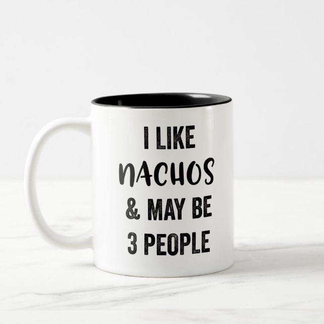 Ich mag Nachos und vielleicht 3 Leute Zweifarbige Tasse (Links)