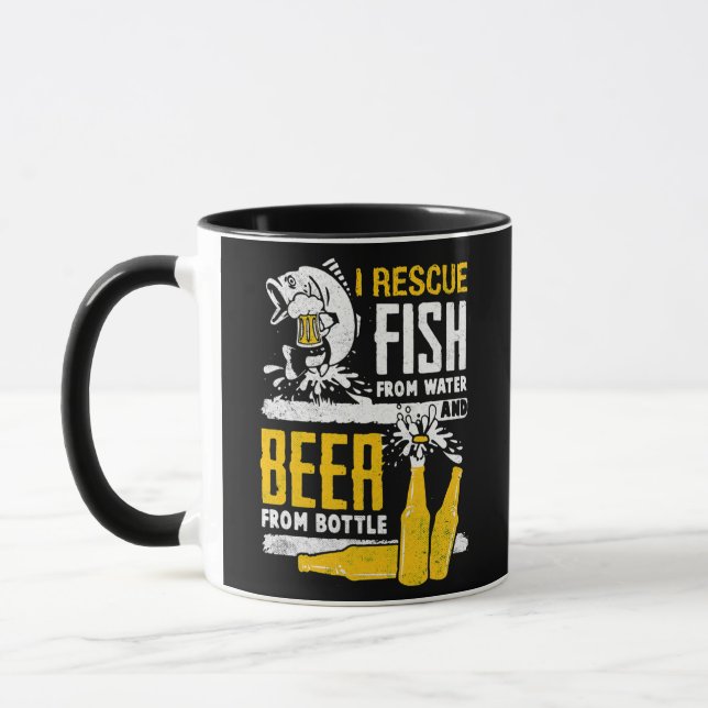 Ich rette Fische aus Wasser und Bier aus Flaschen  Tasse (Links)