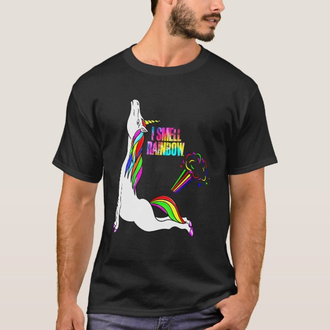 Ich rieche Regenbogen-Farb-Unicorn - Regenbogen-Fu T-Shirt (Vorderseite)