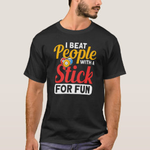 Ich schlage Leute, die an einem Ding sitzen, um Sp T-Shirt
