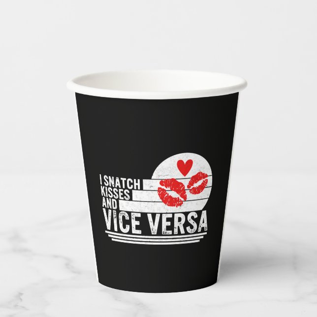 Ich schnappe Kisses und Vize Versa Shirt, Kisses u Pappbecher (Vorderseite)