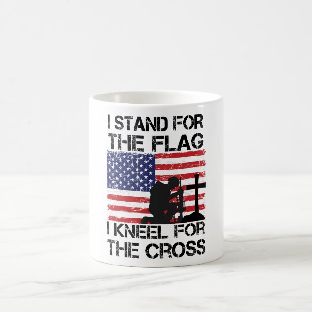 Ich stehe für das Flaggennetz der Cross Flag USA Kaffeetasse (Mittel)