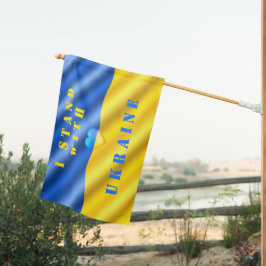 Ich stehe mit der ukrainischen Fahne für die Freih