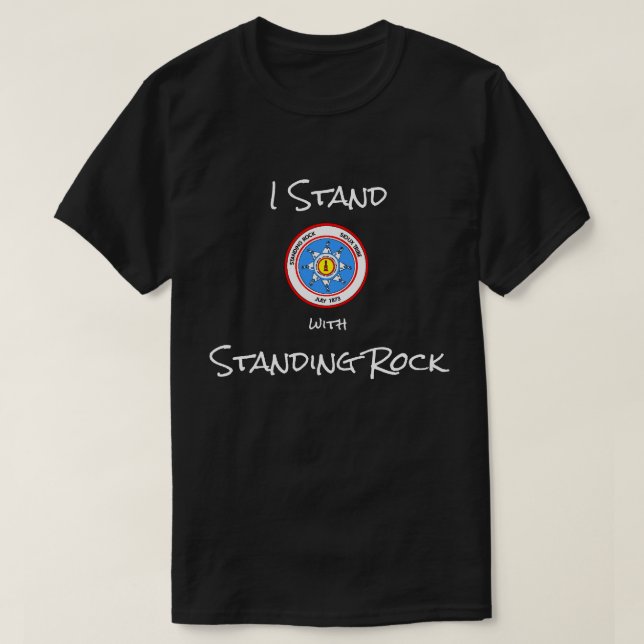 Ich stehe mit stehendem Felsen T-Shirt (Design vorne)