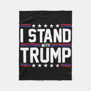 Ich stehe mit Trump in der amerikanischen Flagge u Fleecedecke