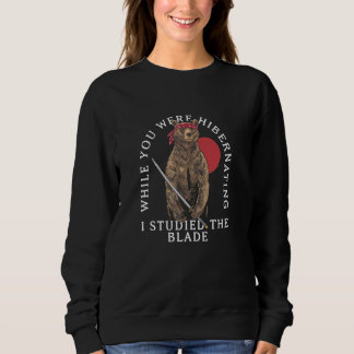 Ich studierte den Blade Bear Samurai Krieger Sweatshirt