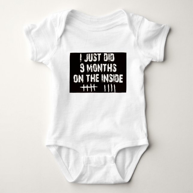 Ich tat gerade 9 Monate… Baby-T - Shirt! Baby Strampler (Vorderseite)