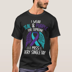Ich trage Aquamarin und Lila für jemanden, den ich T-Shirt