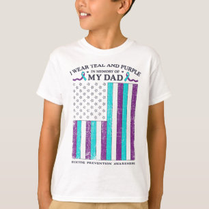 Ich trage Aquamarin und Lila in Erinnerung an mein T-Shirt