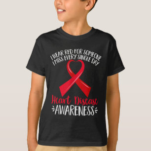 Ich trage Rot für jemanden, den ich verzeihe Herze T-Shirt