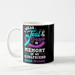 Ich trage Türkis und Lila in Erinnerung an meine F Kaffeetasse