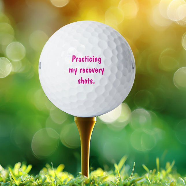 Ich trainiere meine Erholung, lustig, Personalisie Golfball (Von Creator hochgeladen)