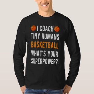 Ich trainiere Tiny Humans Basketball Hooper Kinder T-Shirt