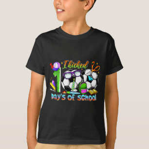 Ich trat 100 Tage Schule Fußball Funny Happy 100 T-Shirt