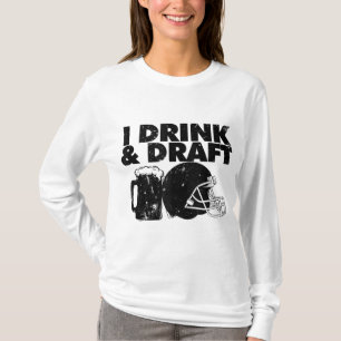 Ich trinke und Entwurf lustige Fantasy Football En T-Shirt