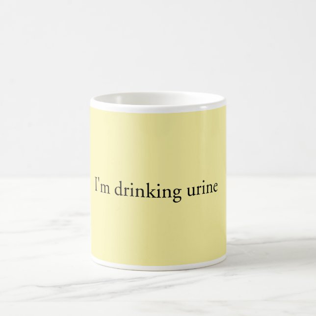 "Ich trinke Urin-" Tasse (Mittel)