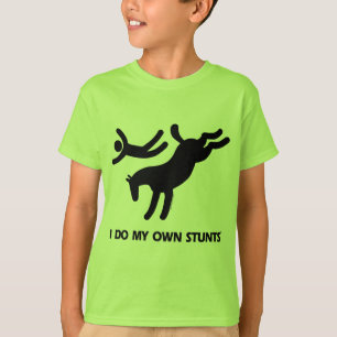 Ich tue mein eigenes Stunts™ Pferd: humorvolles T-Shirt