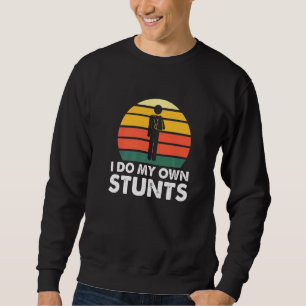 Ich tue meinen eigenen Stuntverletzungsarm gebroch Sweatshirt