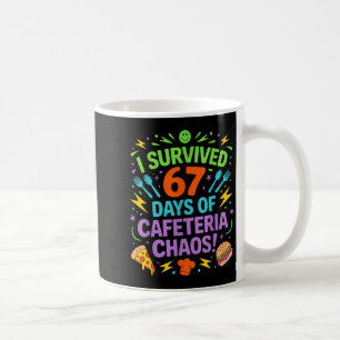 Ich überlebte 67 Tage Cafeteria-Chaos Personal Mit Kaffeetasse