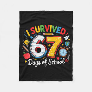 Ich überlebte 67 Tage Schule Lustig 6 7 Meme Lehre Fleecedecke