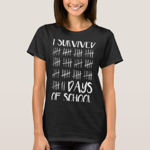 Ich überlebte 67 Tage Schule Lustiges 67 Meme Tall T-Shirt