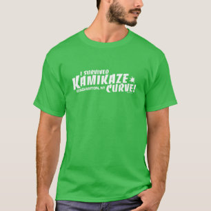Ich überlebte den Kamikaze-Kurven-T - Shirt