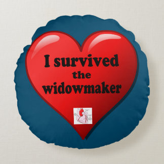Ich überlebte den Widowmaker Rundes Kissen