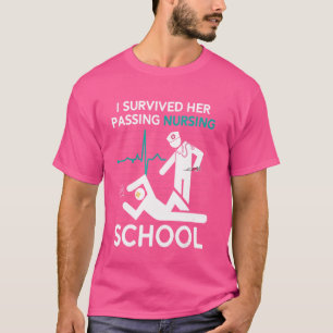 Ich überlebte ihren Abschluss in der Krankenschule T-Shirt