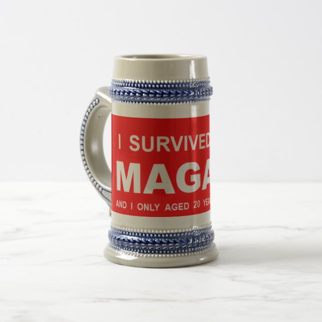 Ich überlebte MAGA Bierglas (Vorderseite Links)
