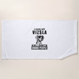 Ich umarmte meinen Vizsla, sodass ich nicht Leute  Strandtuch