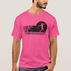 Ich unterrichte Kinder, Dinge zu werfen Track & Fi T-Shirt
