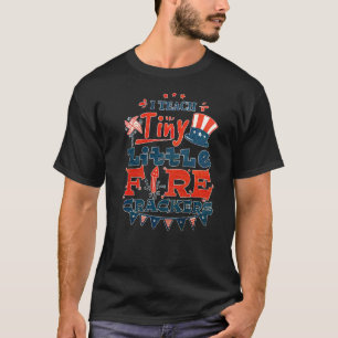 Ich unterrichte kleine Firecracker am 4. Juli T-Shirt