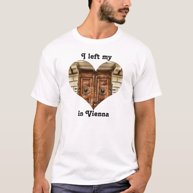 Ich verließ mein Herz in verzierter alter Tür T-Shirt (Vorderseite)