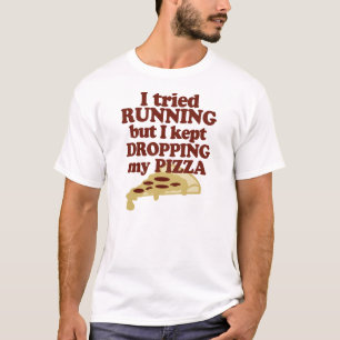 Ich versuchte zu laufen, aber ich behielt das T-Shirt