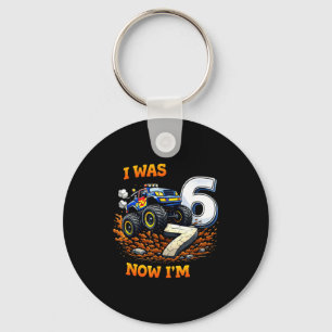 Ich war 6 ich bin 7 Monster-Truck-Geburtstag für J Schlüsselanhänger