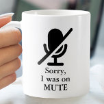 ICH WAR AUF MUTE Funny Zitat Kaffeetasse<br><div class="desc">"Sorry,  ich war auf MITE" mit einem gedämpften Mikrofon-Symbol,  ist das ideale Geschenk für Mitarbeiter oder für sich selbst,  um sich bei Ihren Webanrufen zu zeigen,  wenn Sie ferngesteuert von Zuhause arbeiten.</div>