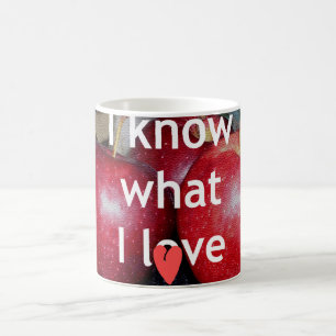 "Ich weiß, was ich liebe" – Apfel-Themendesign Tasse