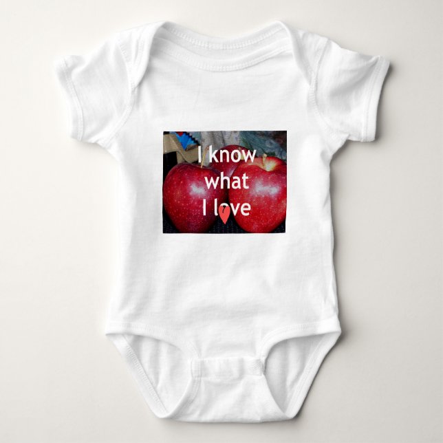 "Ich weiß, was ich Liebe" - Design mit Apple-Thema Baby Strampler (Vorderseite)