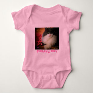 ICH WERDE DICH IN EINEM MEINER NEUN LEBEN LIEBEN BABY STRAMPLER
