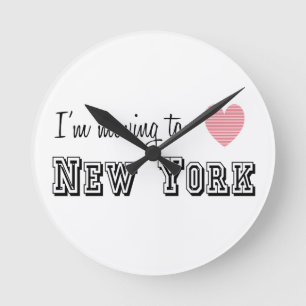 Ich ziehe nach New York Runde Wanduhr