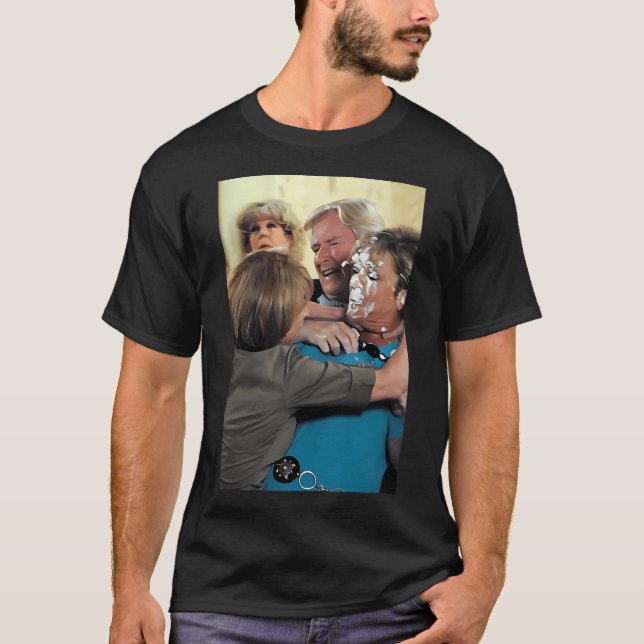 Iconic Corrie Moments- Deidre wird von Gail gepick T-Shirt (Vorderseite)