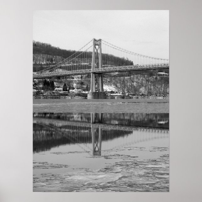 Icy Bridge Tower Reflection Poster (Vorne)