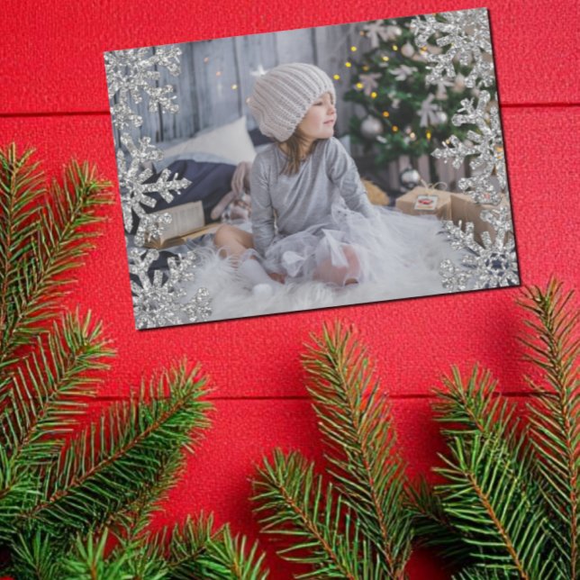 Icy Snowflakes Custom Foto Feiertagskarte (Von Creator hochgeladen)