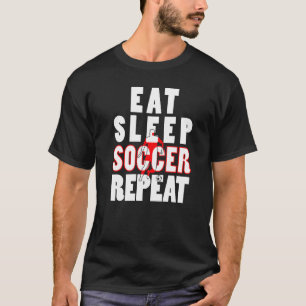Ideal für Fußball-Spieler, die schlafende Fußball  T-Shirt