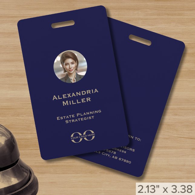 Identifikation des Firmenlogos für kundenspezifisc Ausweis (Von Creator hochgeladen)